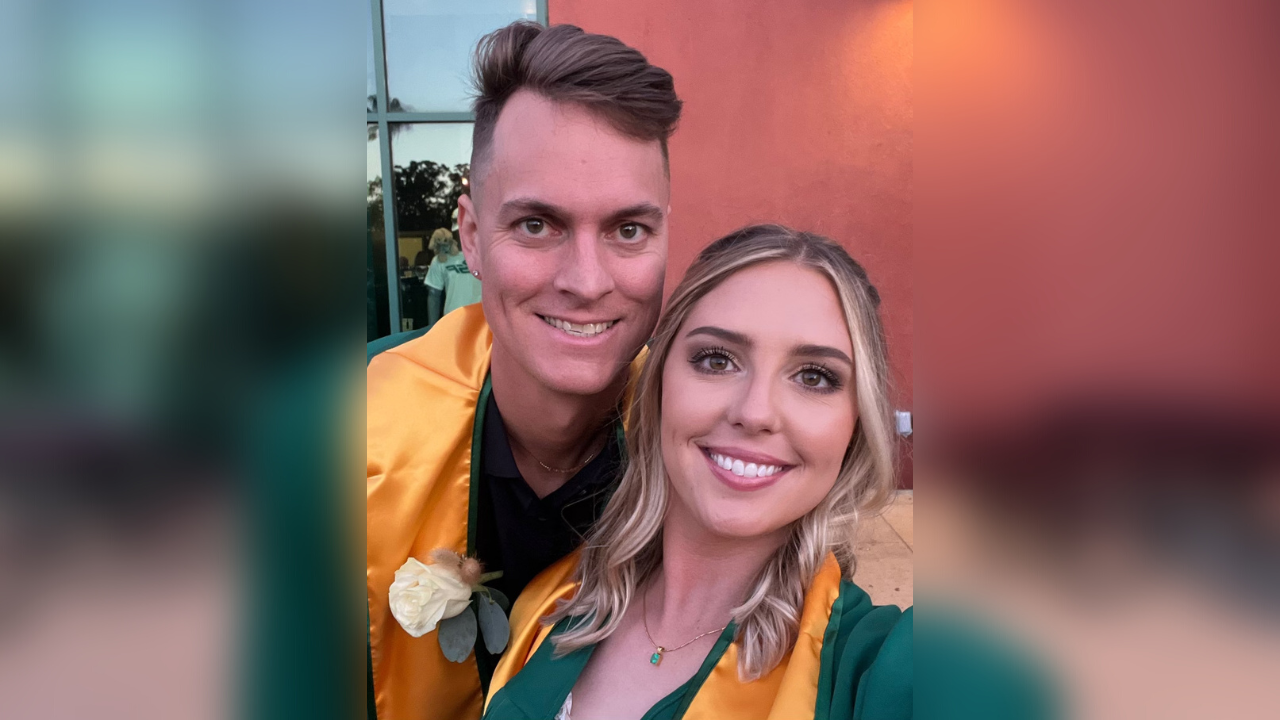 Couple gets married, graduates from University of South Florida in same day