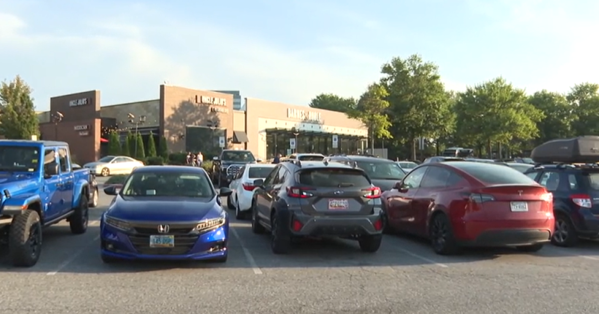 The Mall in Columbia removes paid preferred parking signs