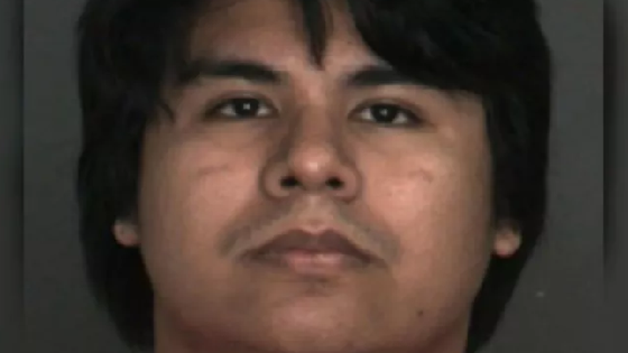 13y naked 13-year-old finds naked man in her room after he tracked her down through Instagram