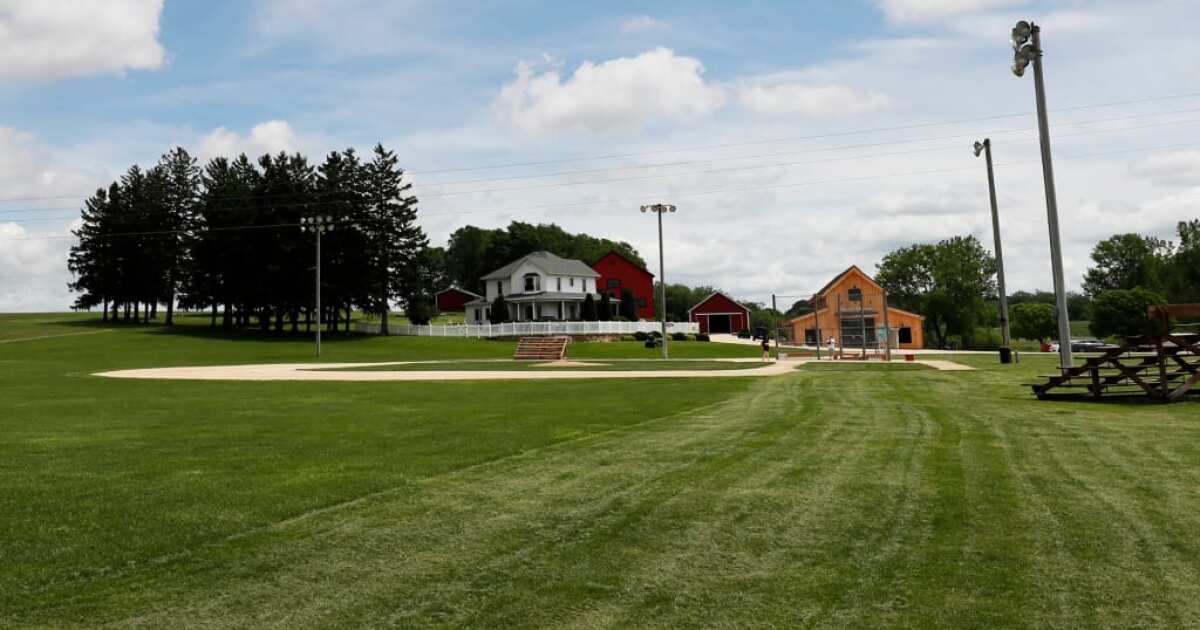 MLB postpones 'Field of Dreams' game to 2021 due to COVID-19