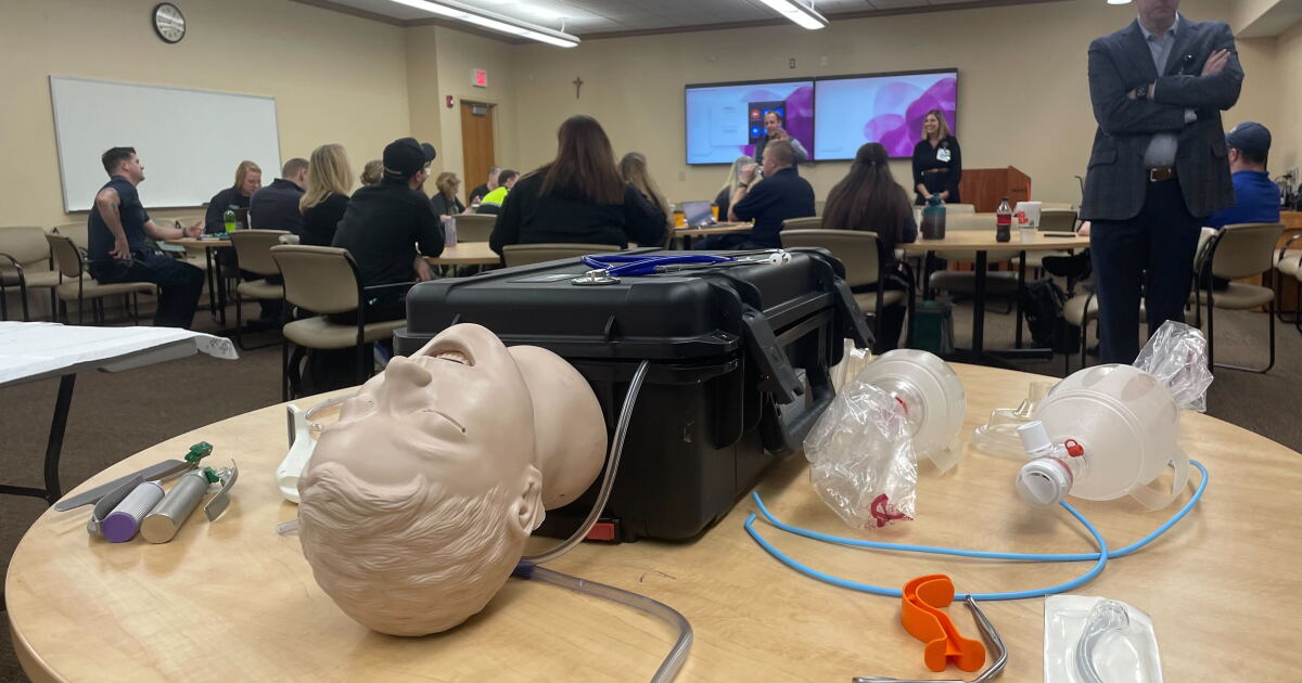 Paramedics receive hands-on training at Saint Joseph East - Vimarsana News