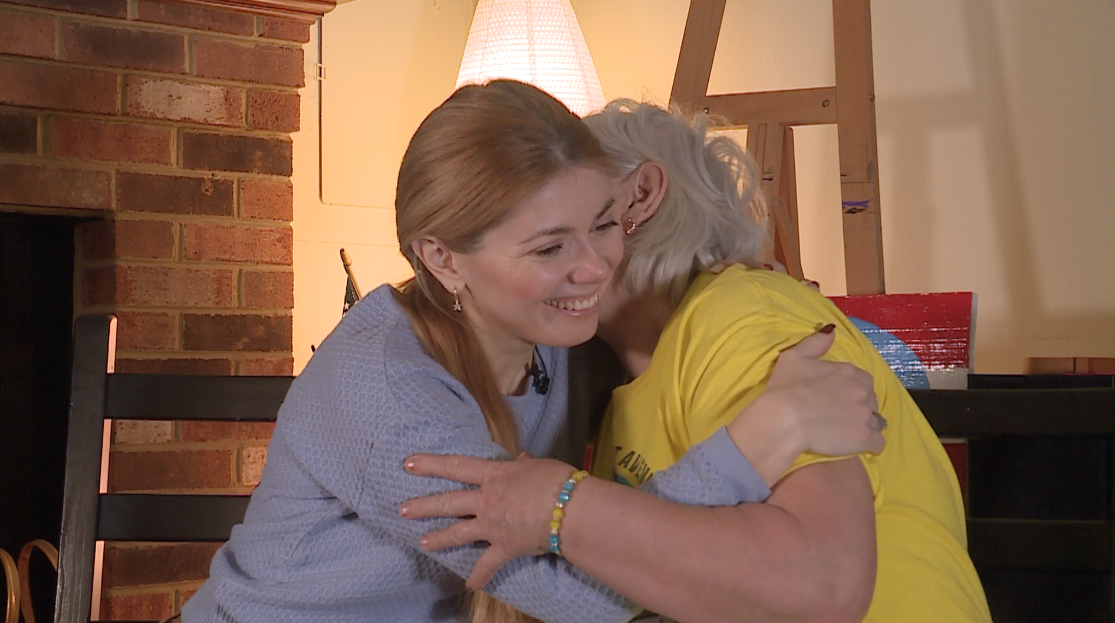 Valentyna Sonmezler embraces her mother who fled Ukraine in September as Russia's war against Ukraine expanded.