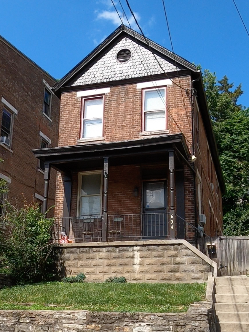 634 Delhi Avenue in Cincinnati