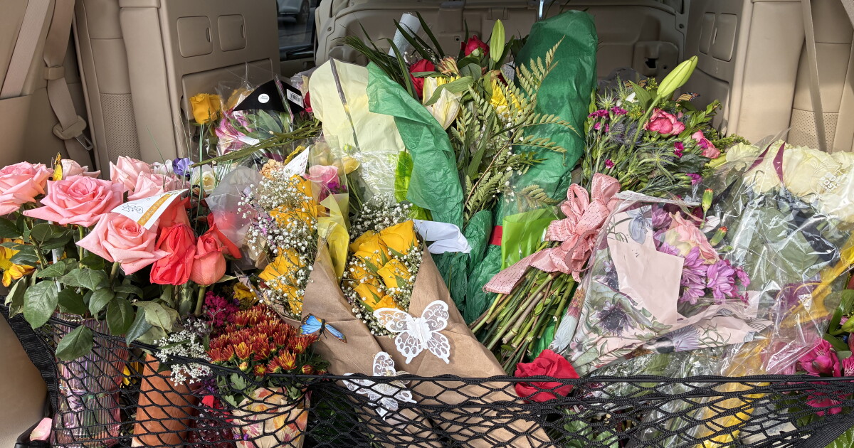 Gemeinnützige Organisation in Tennessee verwendet Blumen von ...