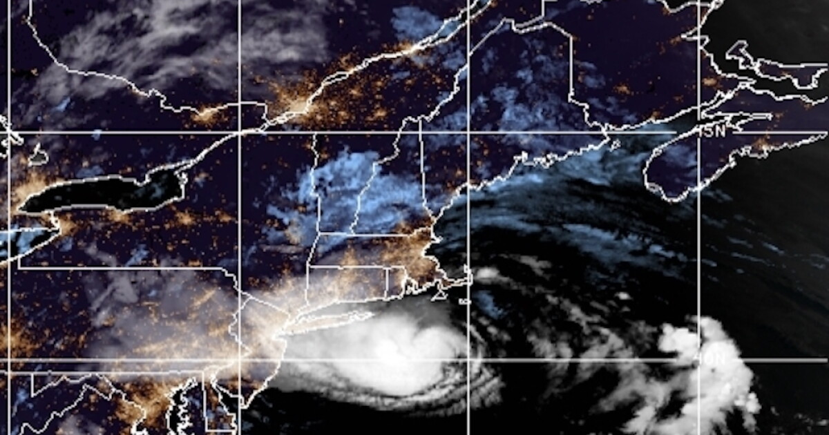 Henri makes landfall in Rhode Island as a tropical storm