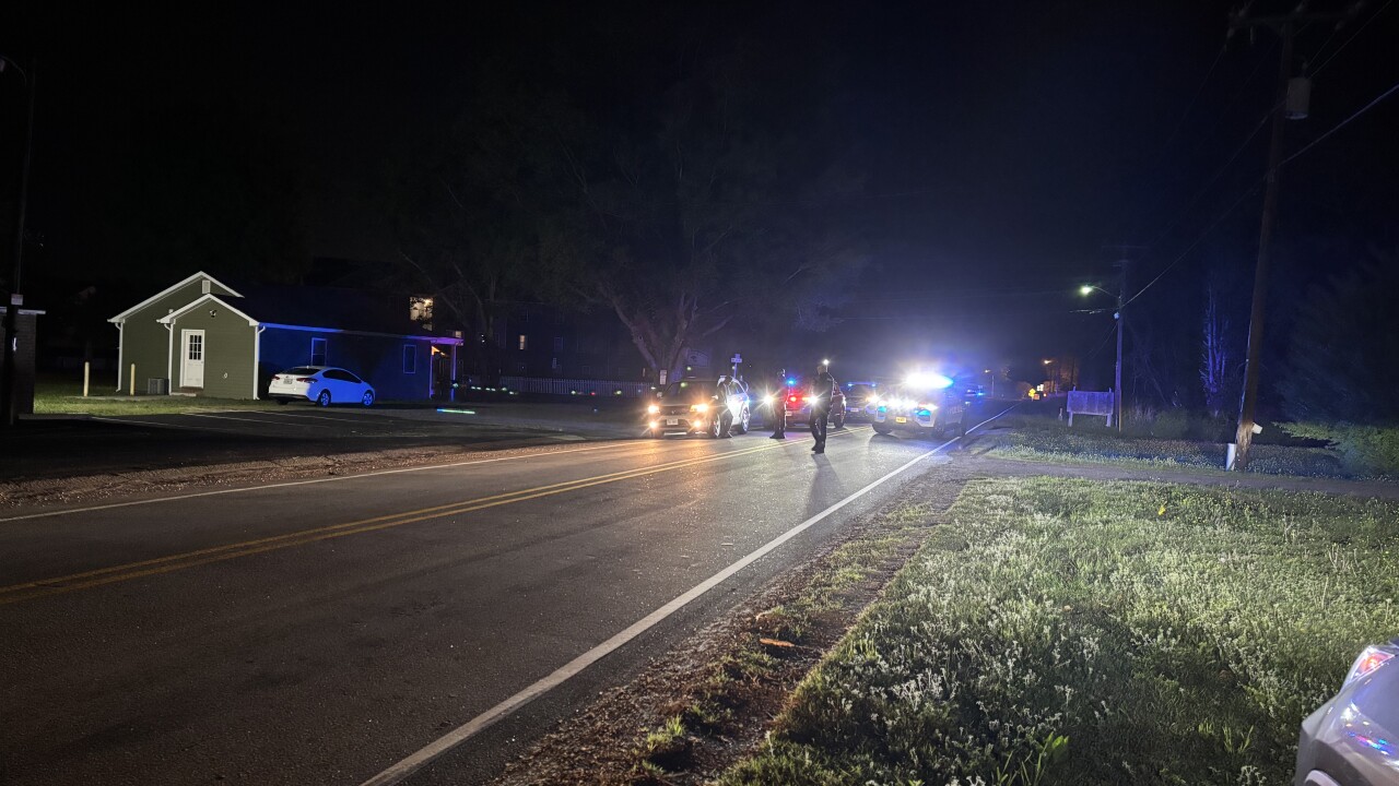 Puddledock apartments shooting 