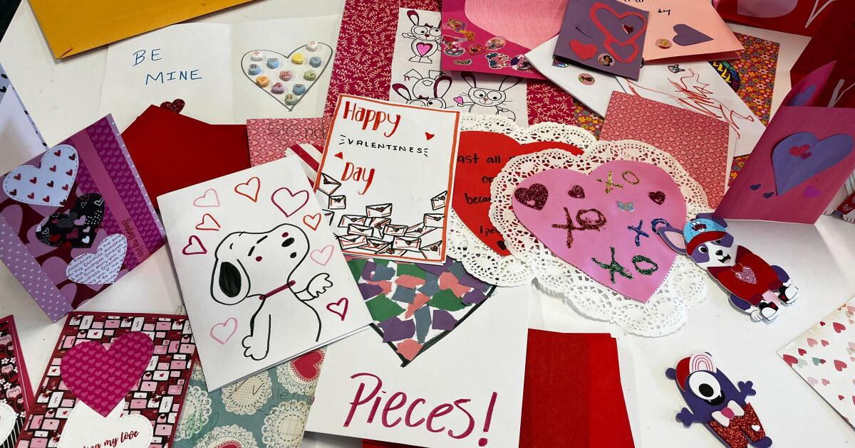 Senior living facility still looking for 2,000 Valentine's Day cards - Vimarsana News