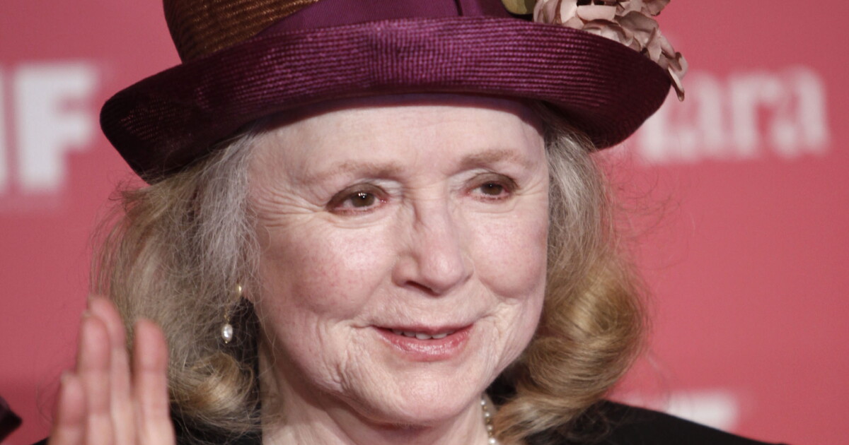 3-time Oscar nominee Piper Laurie dead at 91 - Vimarsana News