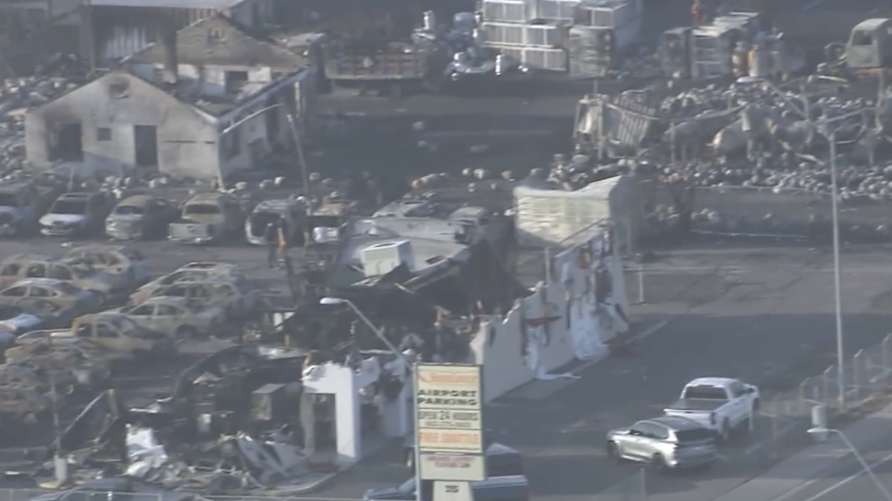 Large fire involving propane tanks near 40th and Washington streets