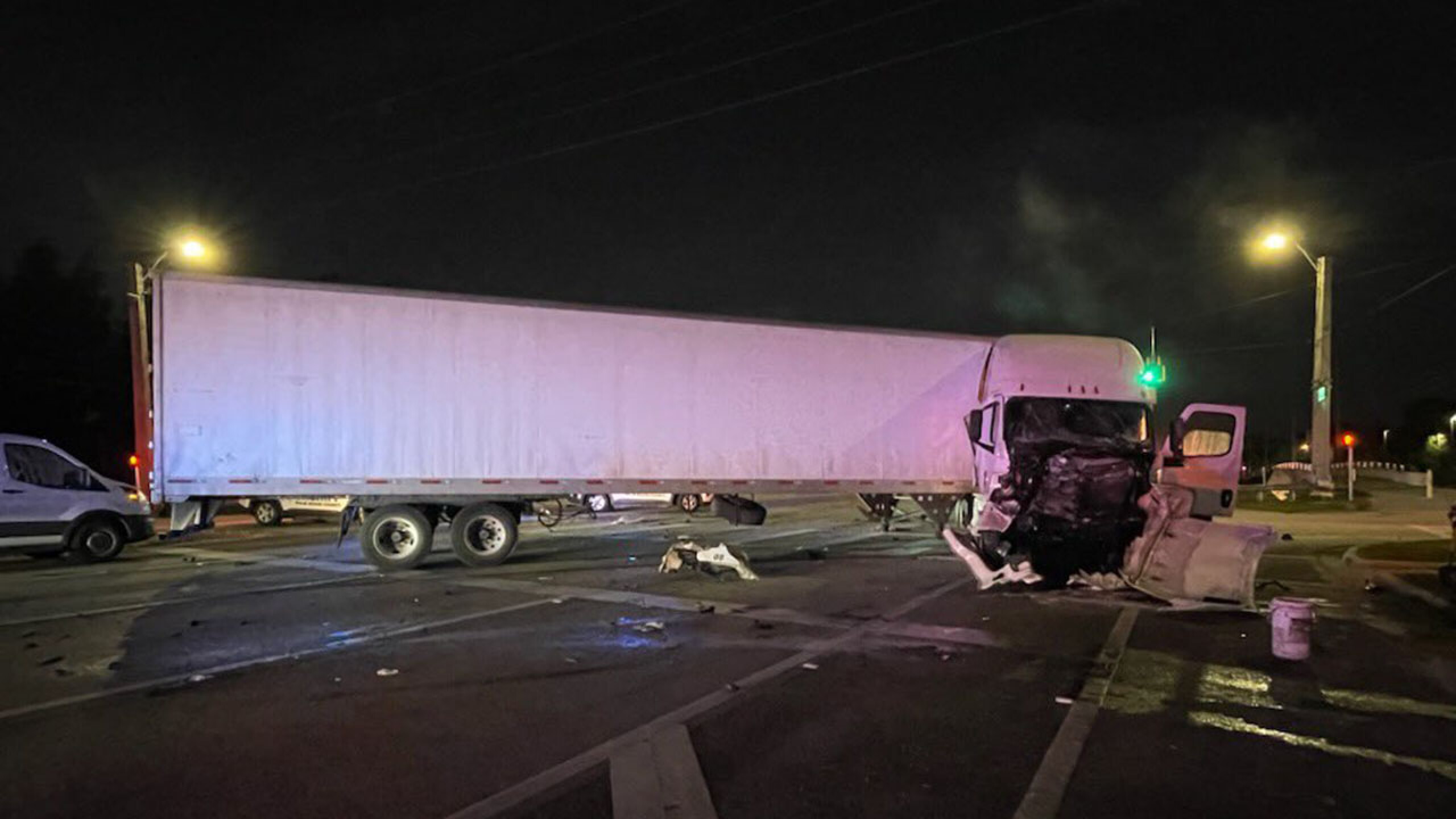 Crash between semi-truck, dump truck shuts down lanes of Southern Boulevard