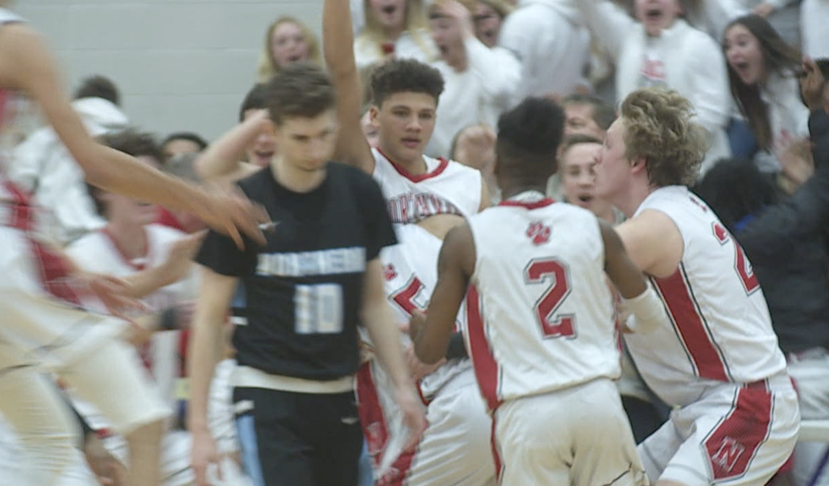 Kyler Vanderjagt hits game-winner