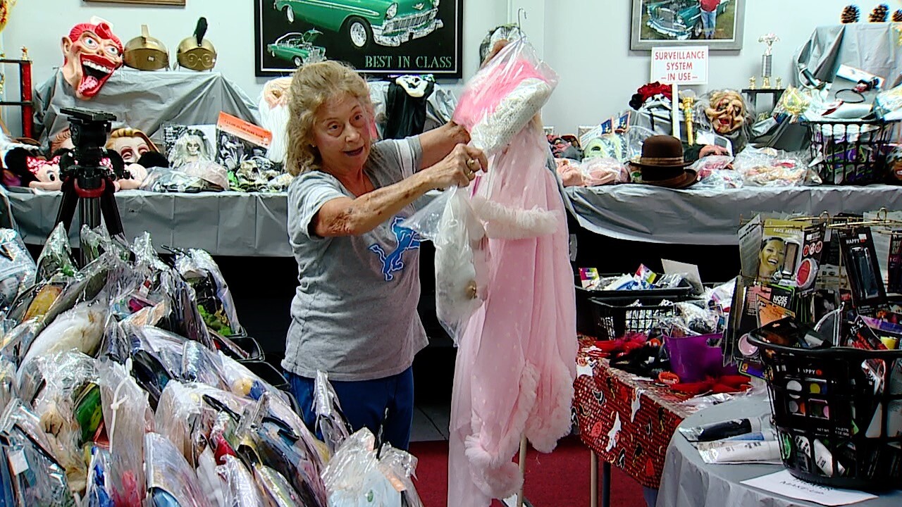 Sally Orlow.jpg