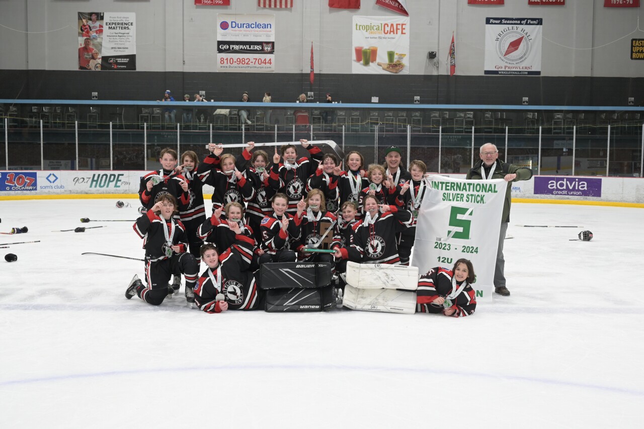 Littleton Hawks win international hockey tournament