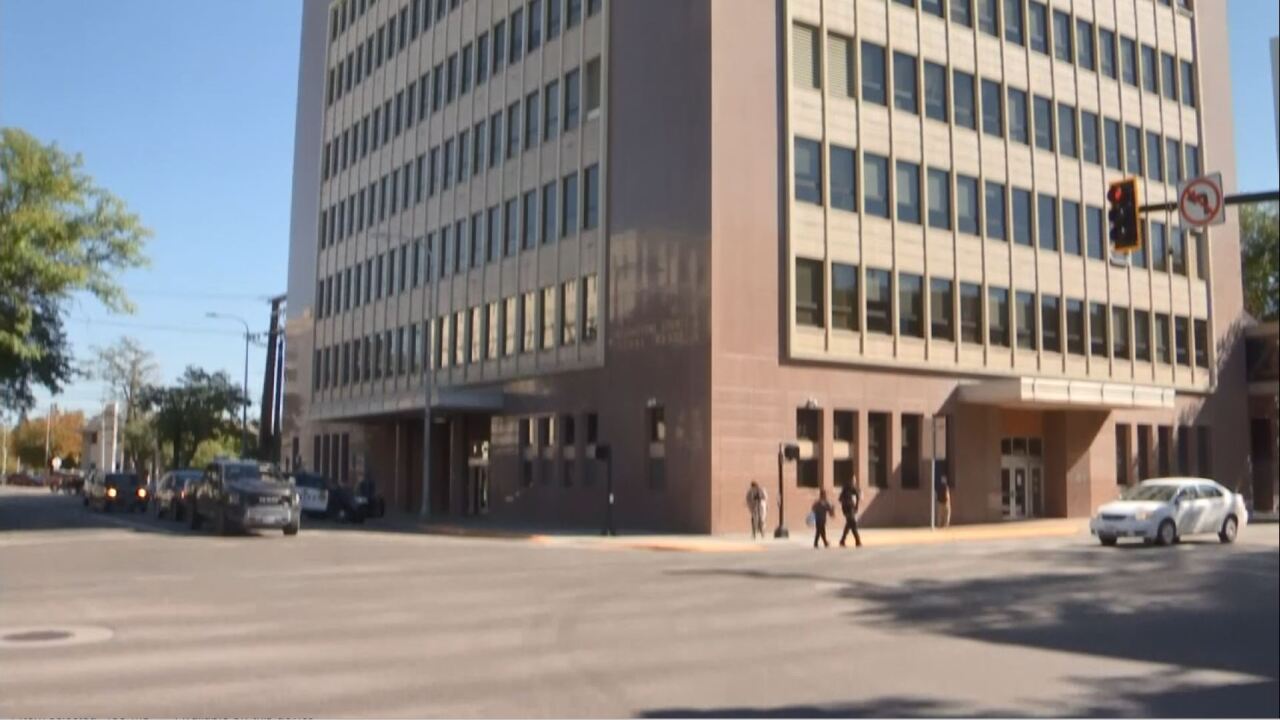 Yellowstone County workers agree on wages disagree on management issue Yellowstone County workers agree on wages disagree on management issue