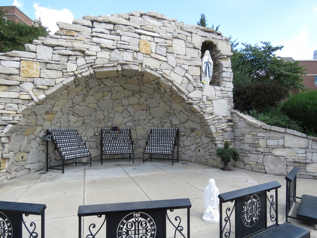 Grotto at St. Benedictine College.jpg