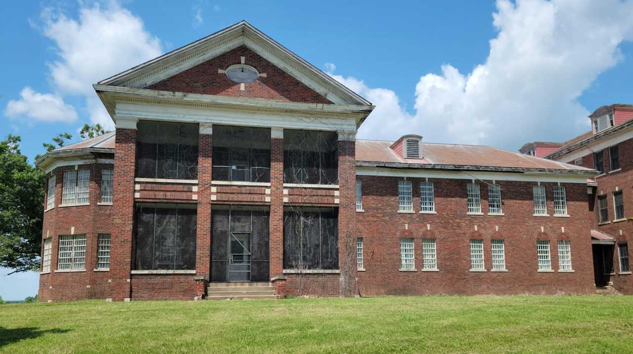 Osawatomie State Hospital building