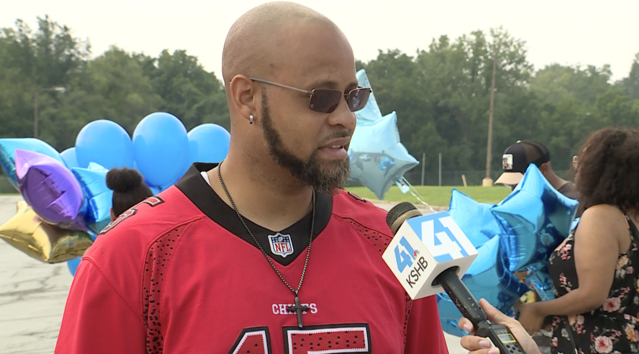 Christopher Hamilton, was on Track team with Elijah Ming