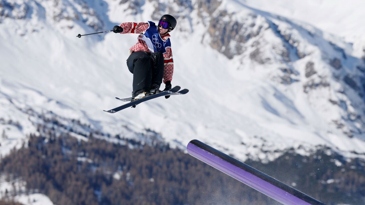 Norwegians Ruud, Frostad nail top qualifying spots in men's freeski slopestyle; U.S. advances 3 including Hall