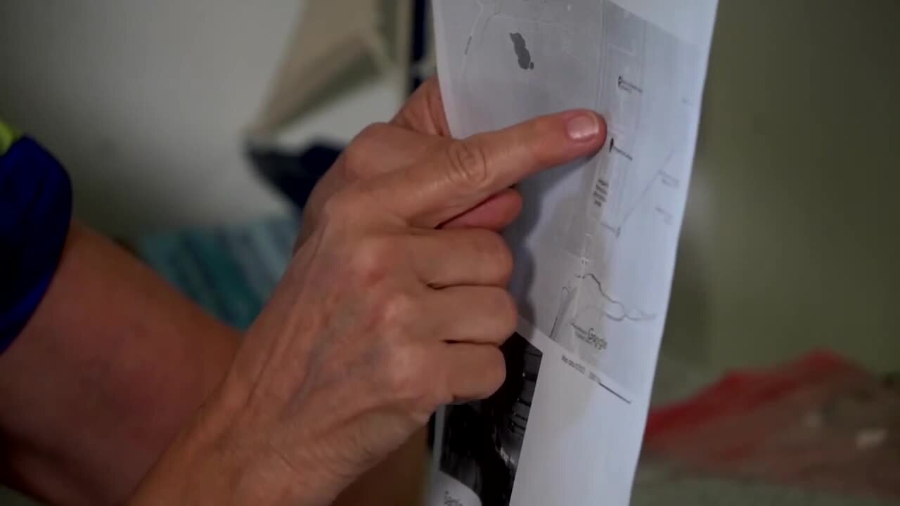 Linda Sommer shows distance between terminals at Santiago, Chile airport