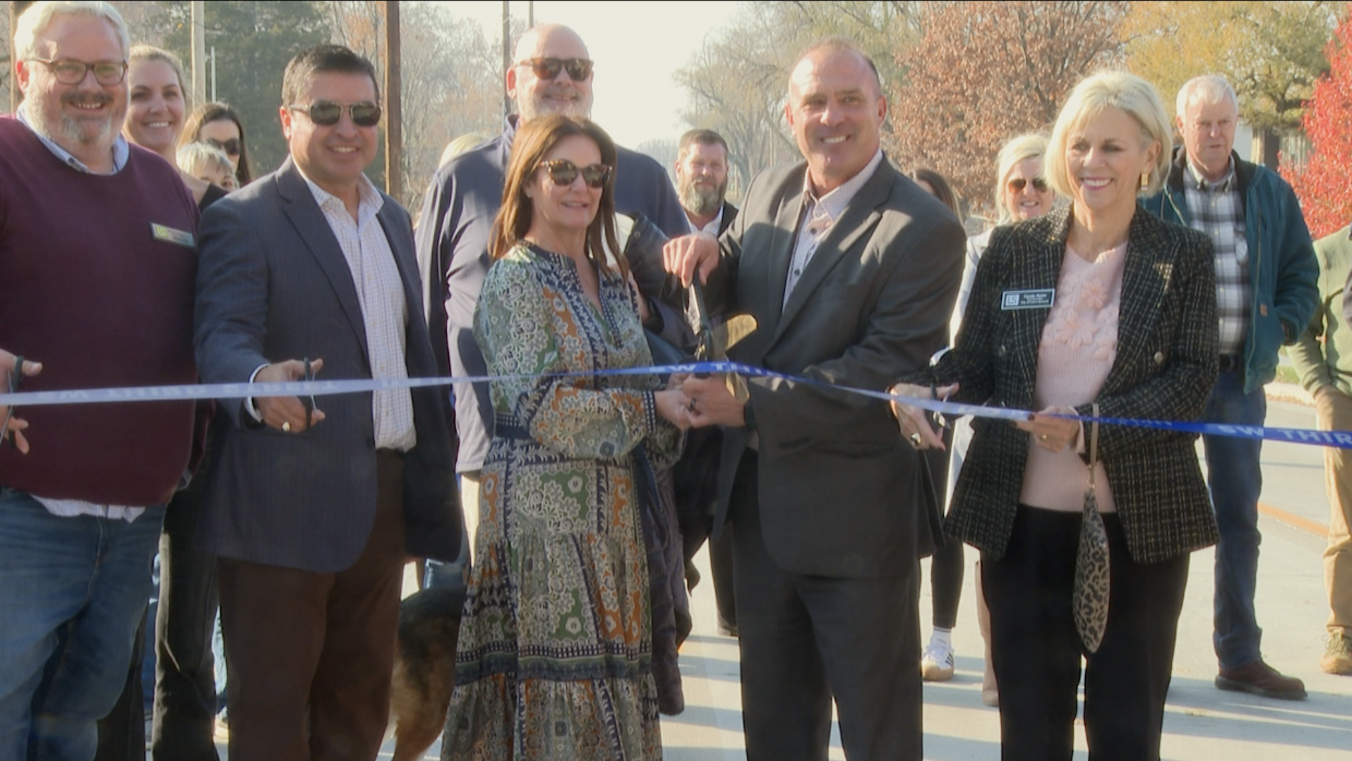 Lee's Summit Ribbon Cutting