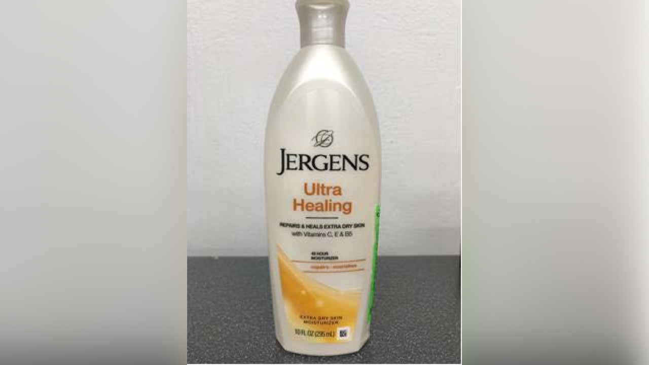 Jergens lotion recall 10oz bottle.png