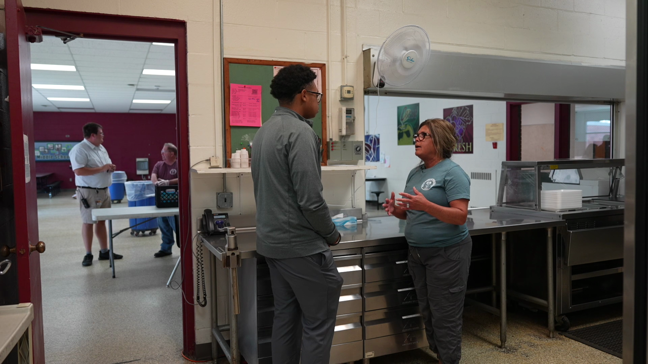 Holt schools providing free summer meals to any student under 18