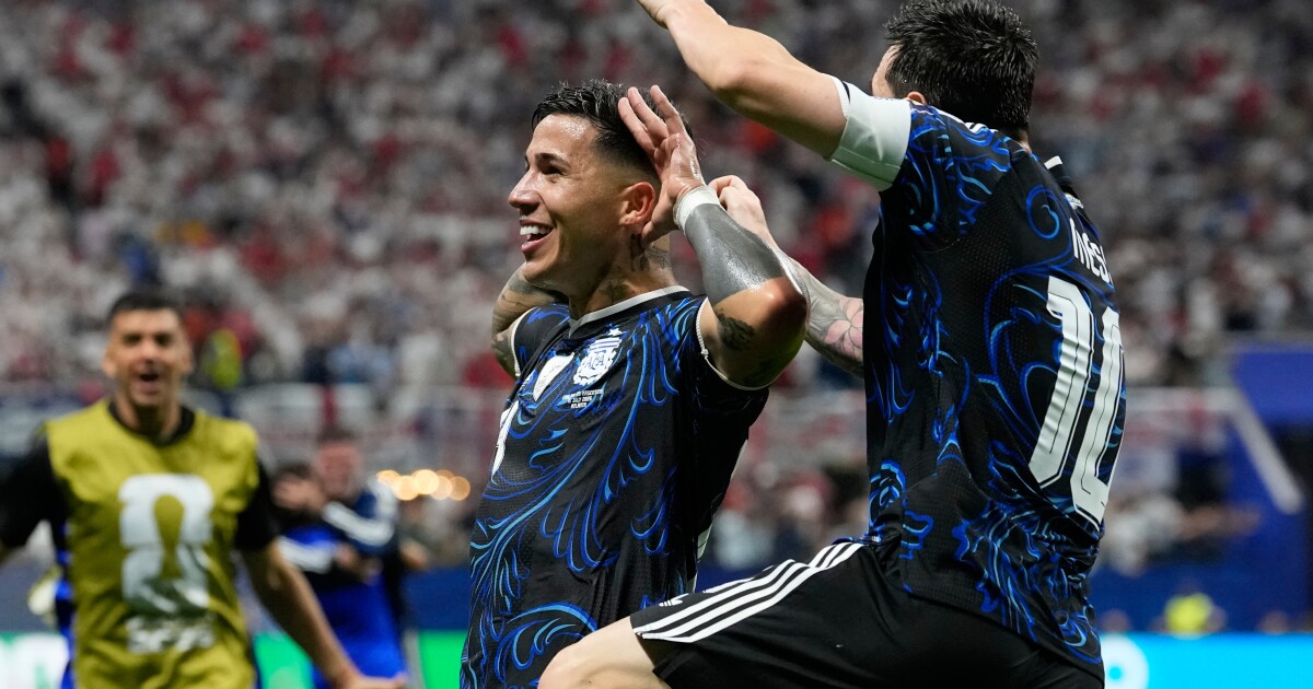 Argentina rallies past England 2-1 to reach World Cup final
