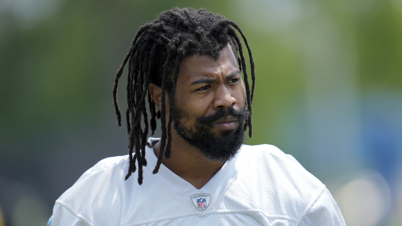 Cameron Sutton, do Detroit Lions, que está sendo procurado pela polícia da Flórida (Foto: Paul Sancya/AP)