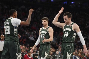Bucks Knicks Basketball