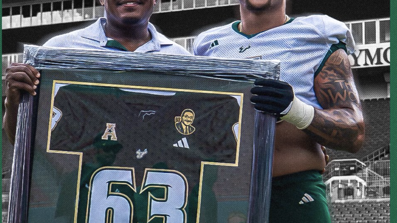 Selmon Award.png