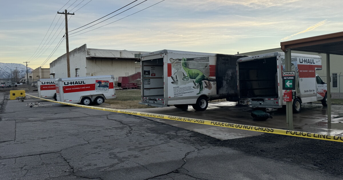 Arson investigators looking into fire that destroyed two U-haul trucks - Vimarsana News