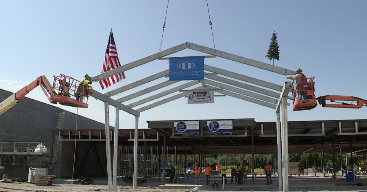 'Topping off' the new $63M mental health hospital in Independence