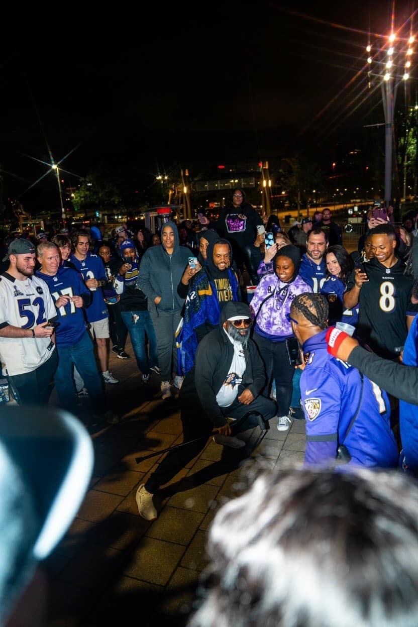 Uncle Grandpa dancing with Ravens fans