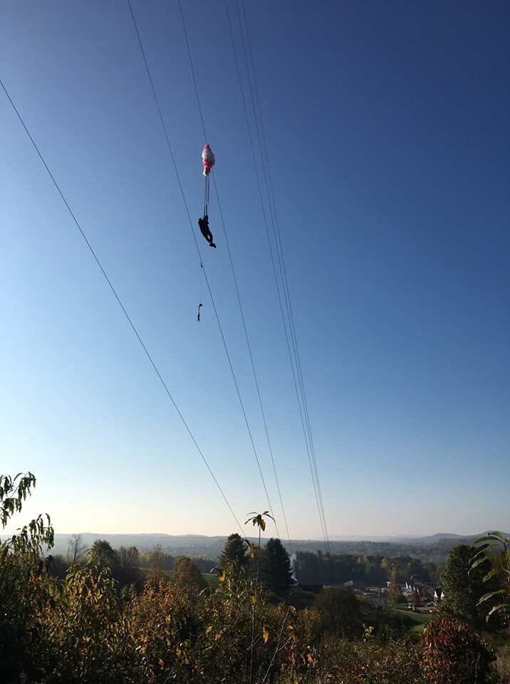 base jumper 2.jpg
