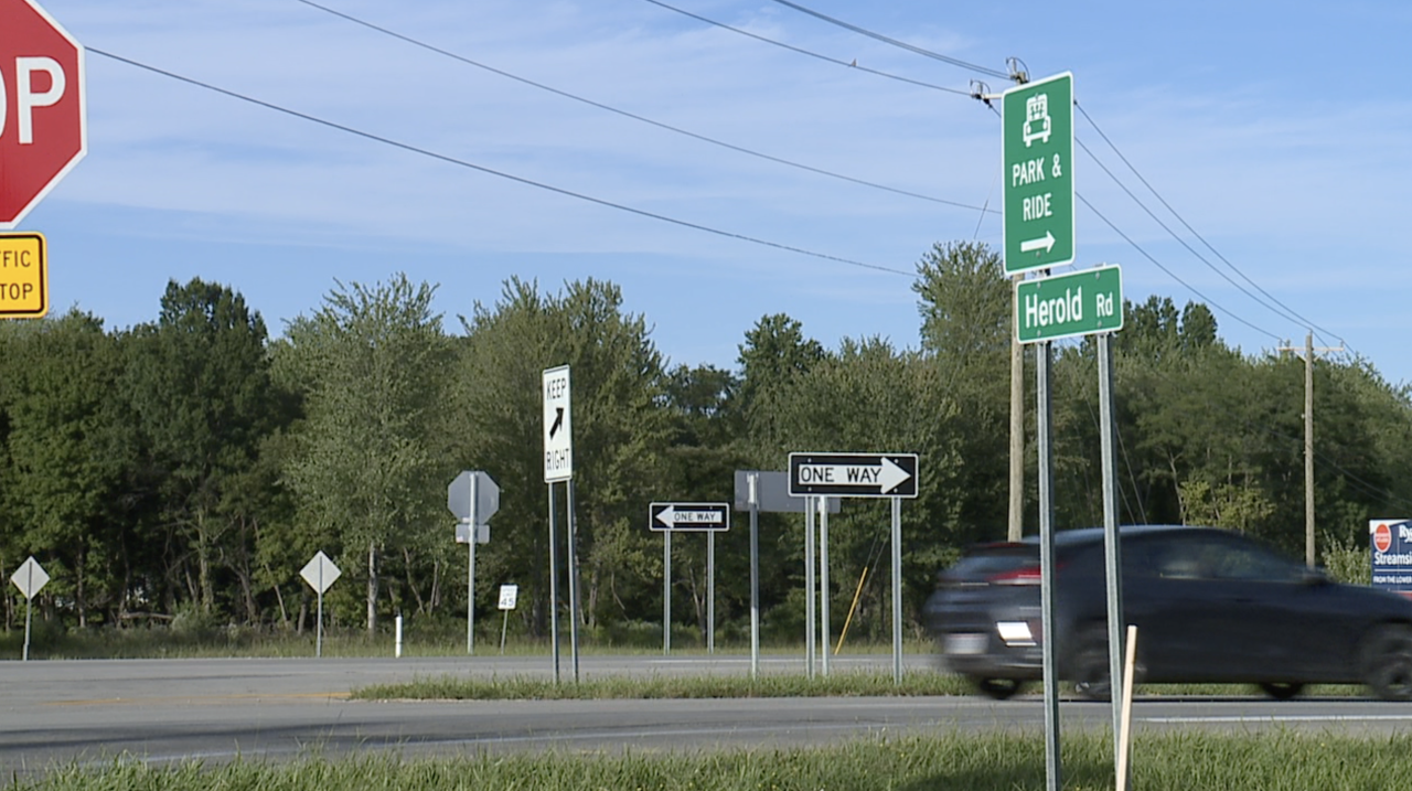 Intersection of State Route 32 and Herod Road in Batavia.