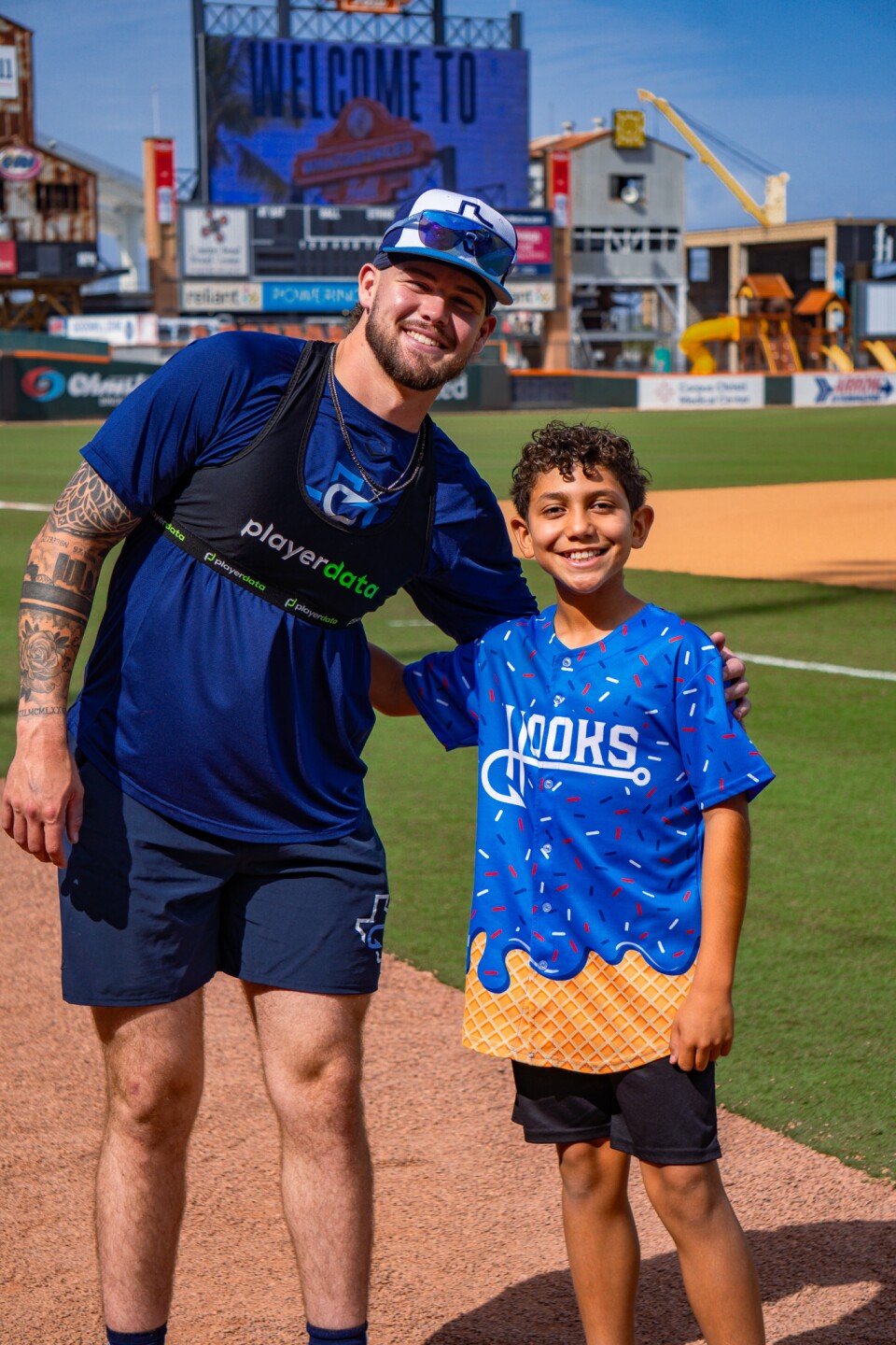 KRIS 6 Hooks Kid Reporter Zeke Ridley interviews catcher and first baseman Will Bush
