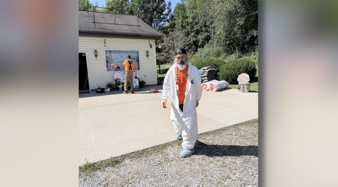 Virginia Beach volunteers help West Virginia flood victims recover