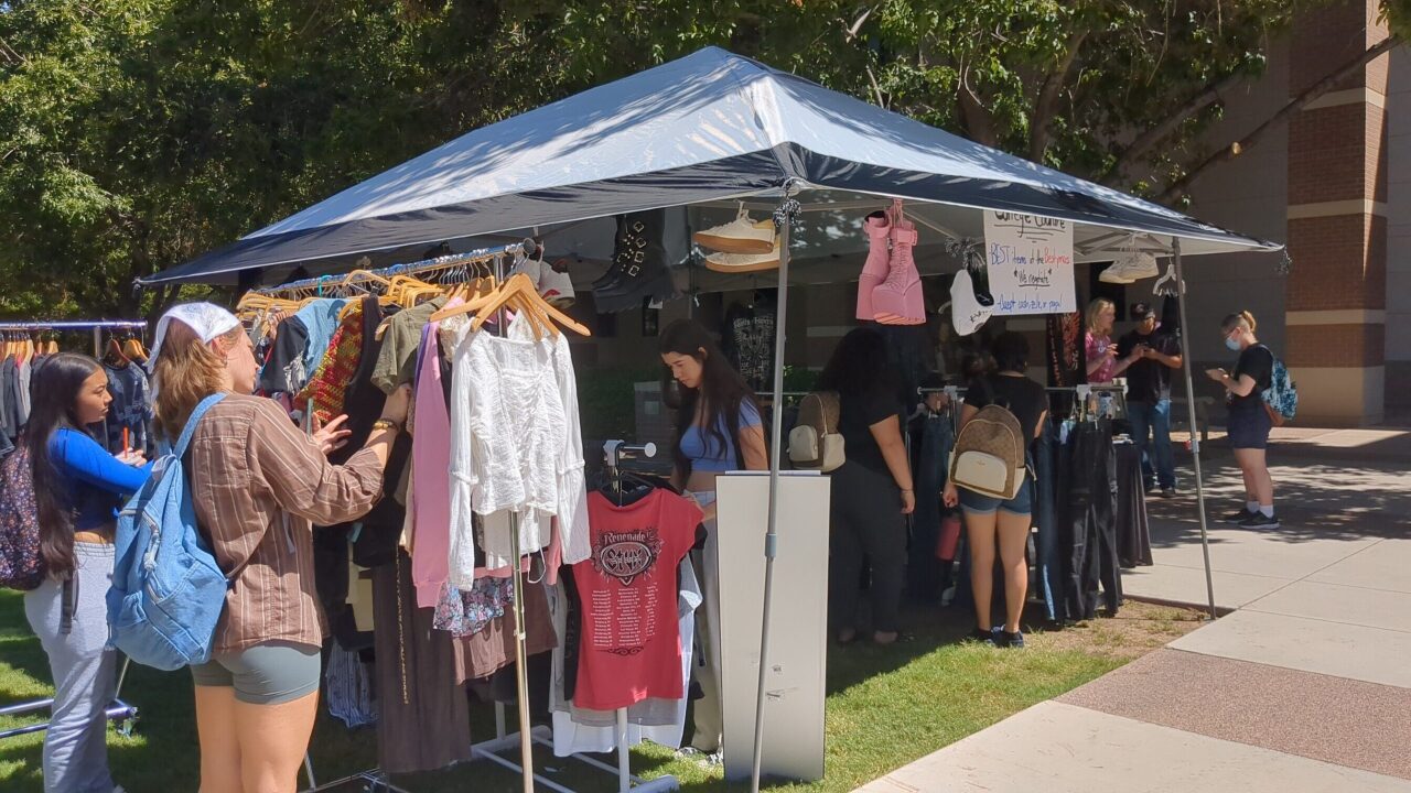 Vintage Pop-Up Market.jpg