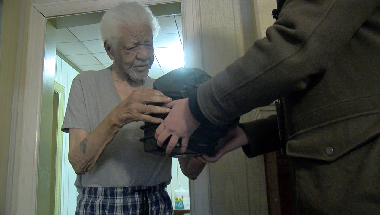 meals on wheels willie montgomery be a santa to a senior ww2