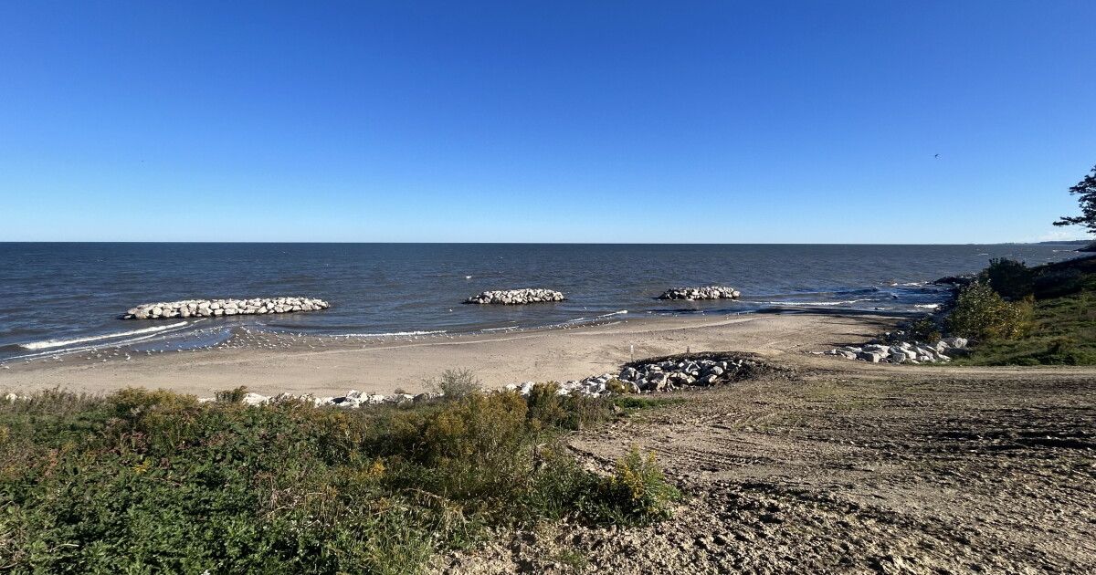Geneva-on-the-Lake Public beach reopens 7 years after erosion wiped it away