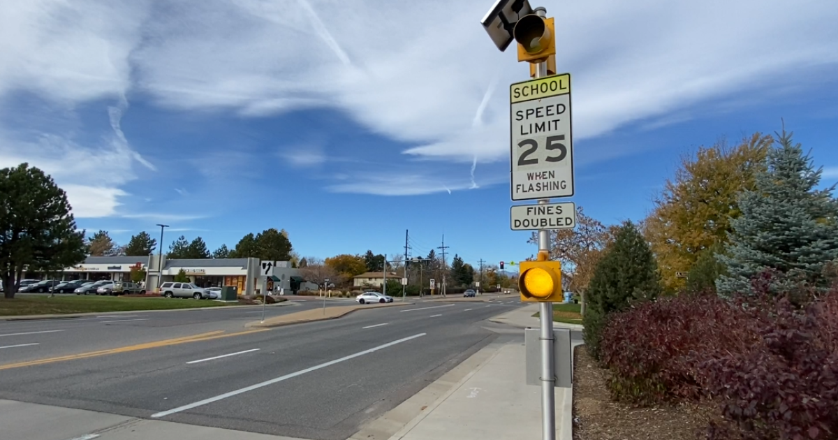 Why are the school speed zones around Arapahoe High School all different?