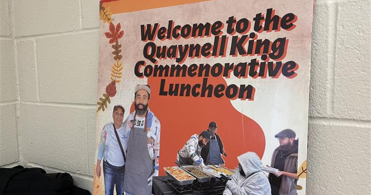 Community honors Lexington activist with free Thanksgiving meal for homeless