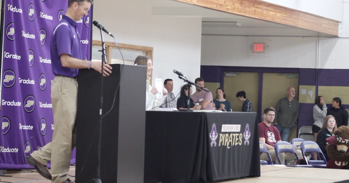 Polson High School hosts signing day for all graduating seniors - Vimarsana News