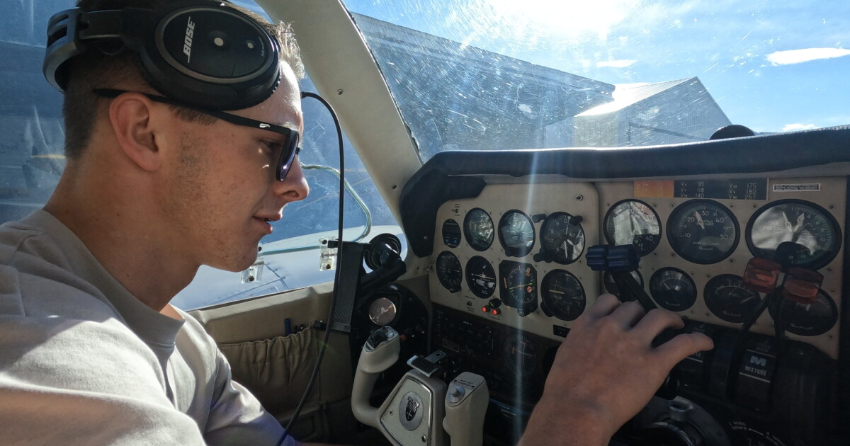 Pilot Grad Topper Laurel High senior to graduate with a top pilot rating