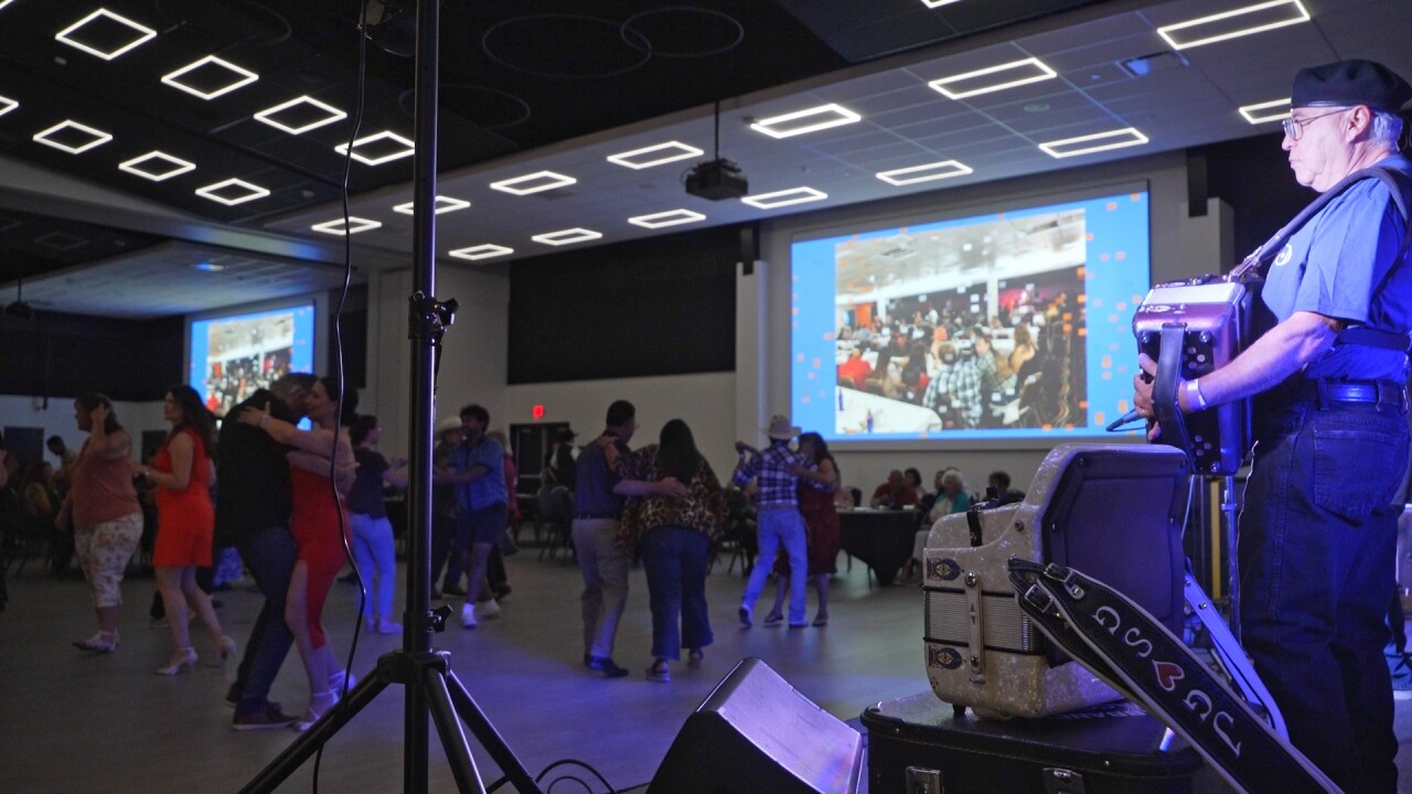 fiesta10_4.1.1.jpg