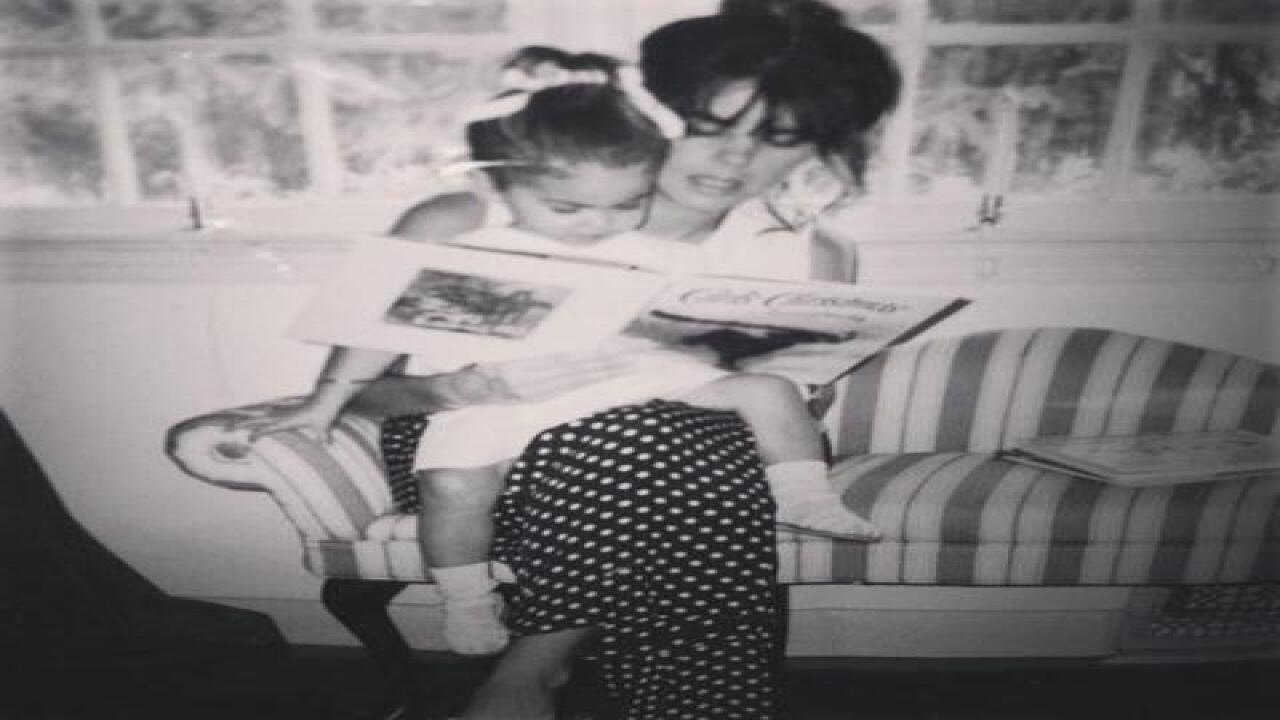 Cheers to mom! A Mother's Day 2016 photo gallery