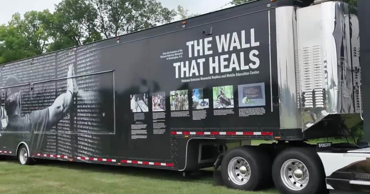 'The Wall That Heals' arrives in Taylor, escorted by more than 200 motorcycles