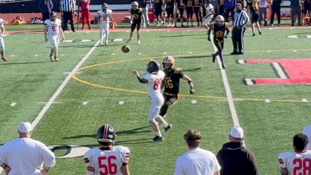 10-26-26 ELYRIA EXCHANGE STUDENT FOOTBALL catch.jpg