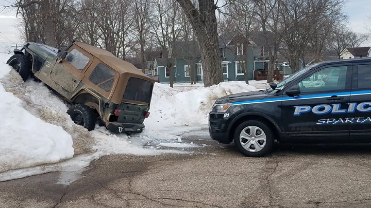 Jeep In Snow >> Jeep Driver In Sparta Gets Creative With Parking Spot In Snow Jeep In Snow >> Jeep Driver In Sparta Gets Creative With Parking Spot In Snow