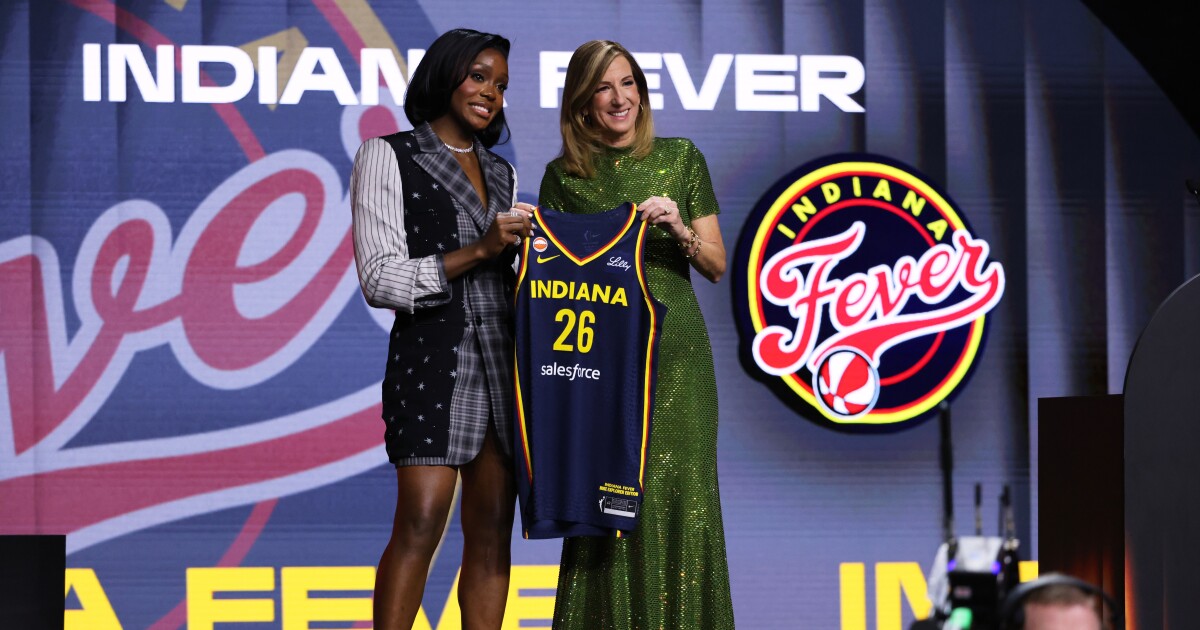 Indiana Fever select South Carolina's Raven Johnson in first round of WNBA Draft